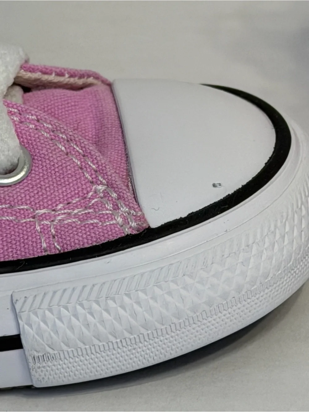 Converse Chuck Taylor All Star Low Top Sneaker infant size 6